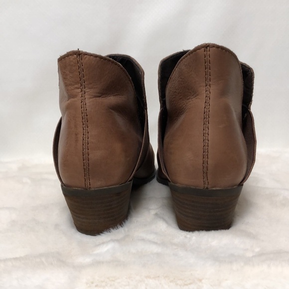 Me Too Booties - Picture 3 of 10